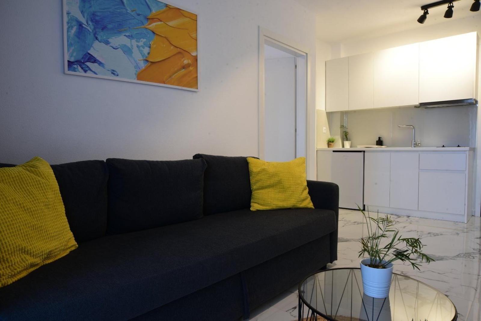 Pine Apartment