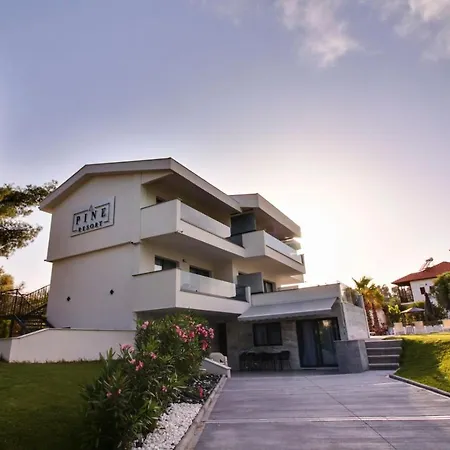 Pine Resort Polychrono Exterior photo