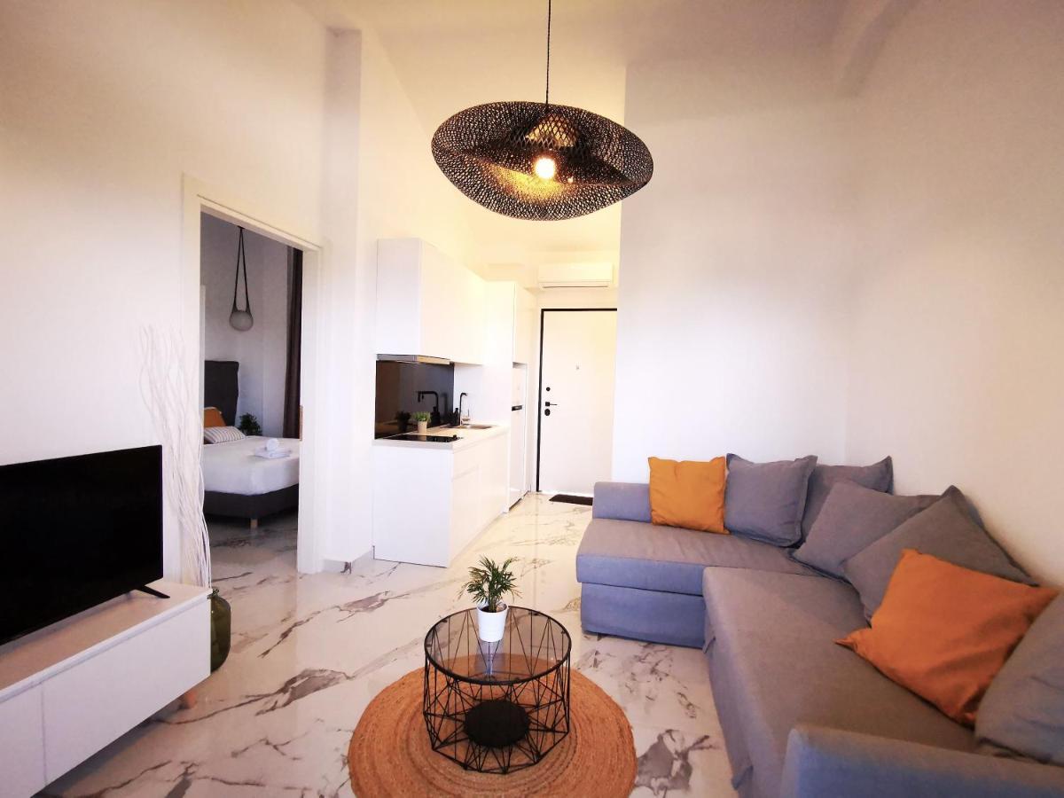 Apartment Pine Polychrono